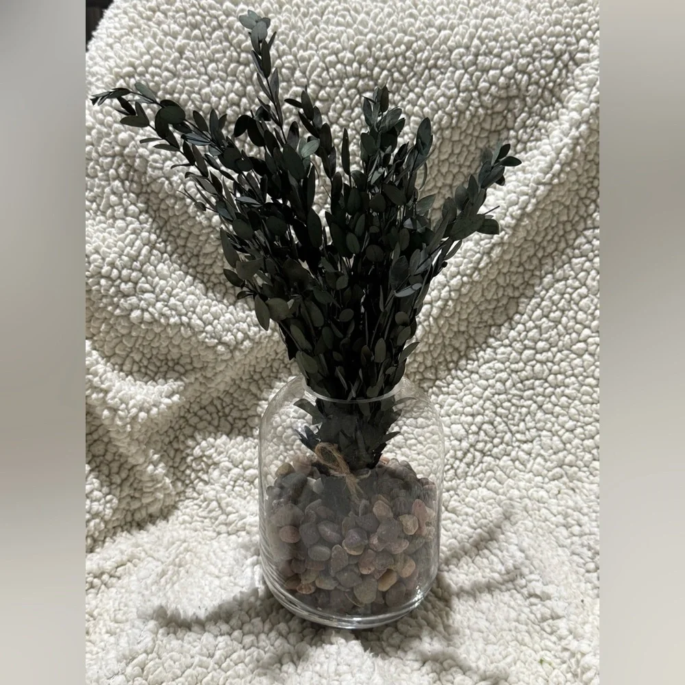 Xxx listing for the Clear Glass Vase only xxxx - Home Accents